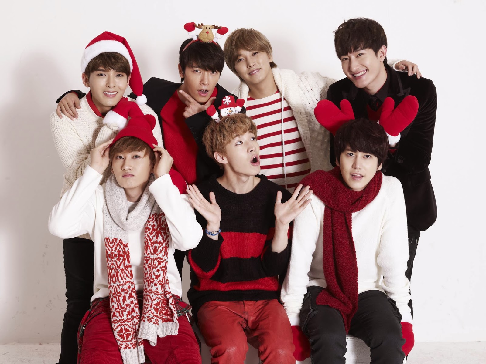18 K-Pop GIFs That Perfectly Sum Up How We Feel About Christmas