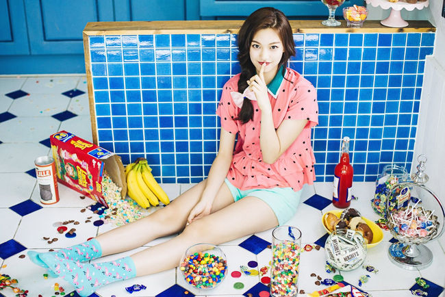 Kim Doyeon Talks About Her Ideal Type, Childhood Dreams, And More
