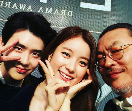 'W' Wins Big At 2016 MBC Drama Awards