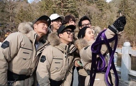 'Running Man' Gets Hilariously Entangled With Song Ji Hyo's Special Wish