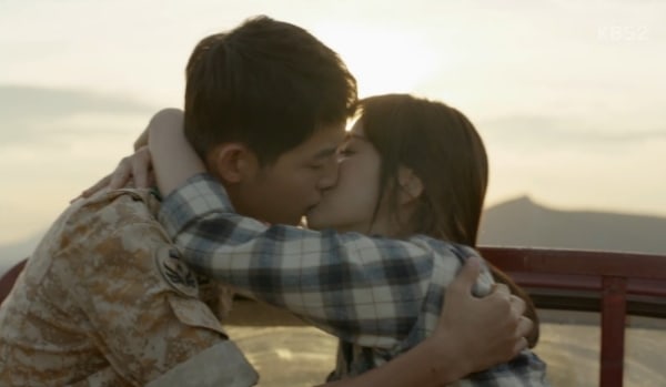 The Top 10 K-Drama Kisses Of 2016