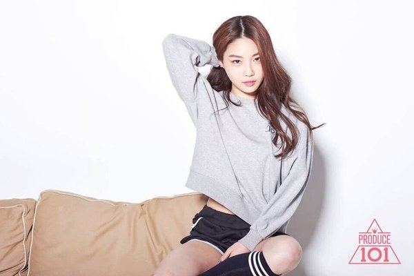 Kim Chungha Shares Her Feelings About I.O.I's Disbandment At New TV Show Press Conference