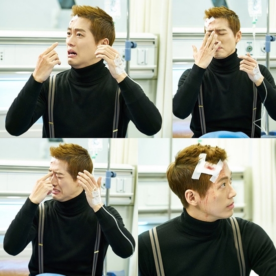 Namgoong Min Shows High Professionalism In New Stills For 'Chief Kim'