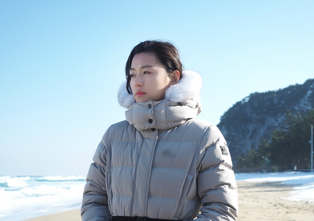 'The Legend Of The Blue Sea' Previews Tense, Emotional Finale