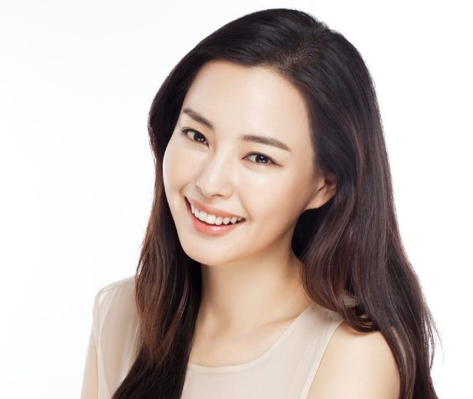 Honey Lee Clarifies She Did Not Catch Bouquet At Rain And Kim Tae Hee’s