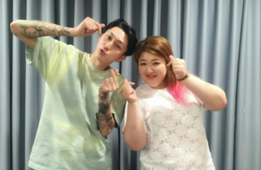Lee Guk Joo Gets Jealous Of Sleepy's Growing Popularity Amongst Women In 'We Got Married'