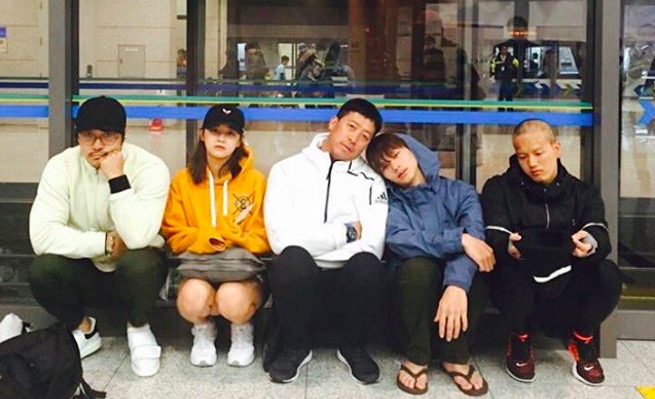 Yook Sungjae, Peniel, Kim Sejeong, And More Look Worn Out As They Return From 'Law Of The Jungle' Trip