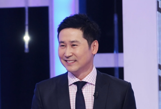 Shin Dong Yup Shares His Thoughts On Dealing With Rumors As A Celebrity