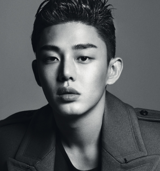 Yoo Ah In's Agency Clarifies Reports About His Diagnosis