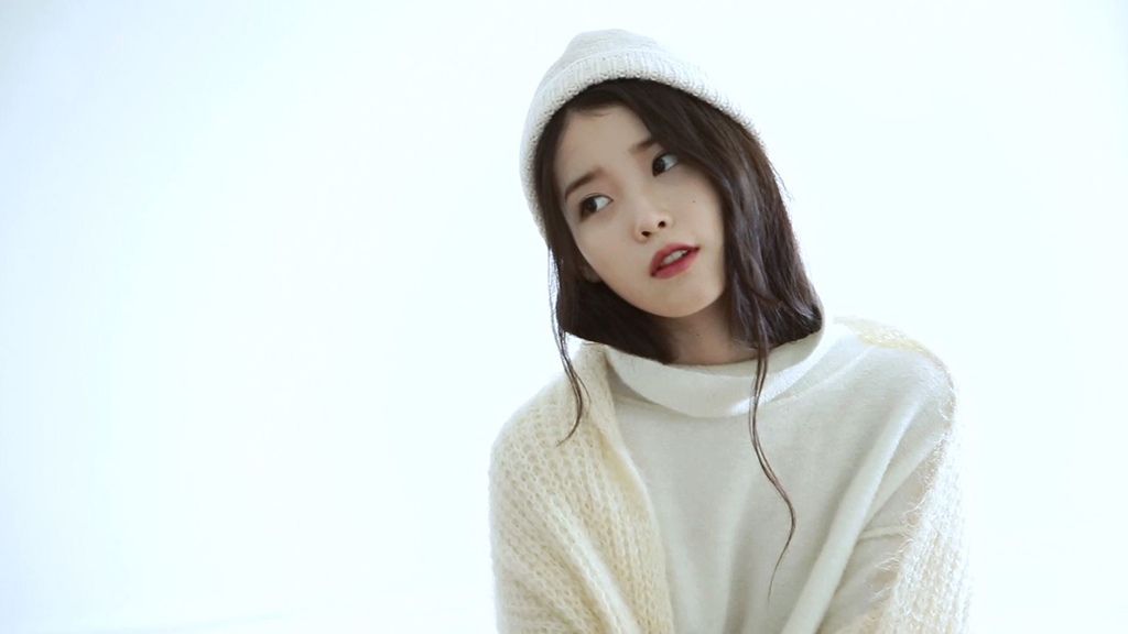Update: IU Posts A Spoiler Of A New Song After Announcing Her Comeback
