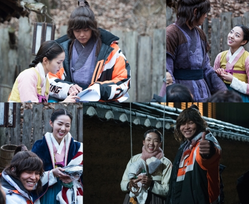 Yoon Kyun Sang And Chae Soo Bin Take Care Of Each Other Behind-The-Scenes Of 'Rebel: Thief Who Stole the People'