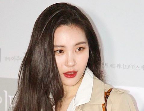 Sunmi Confirmed To Have Signed With MakeUs Entertainment