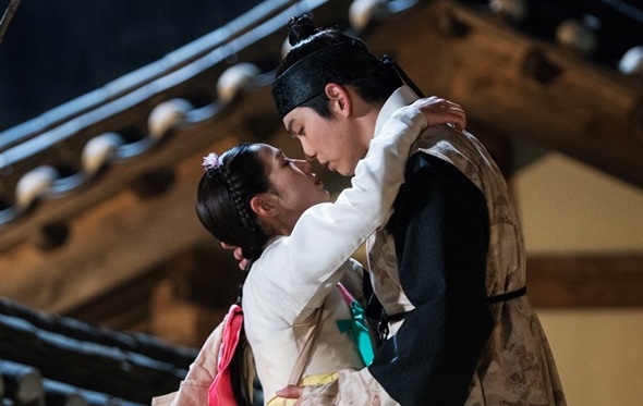 'Rebel: Thief Who Stole the People' Takes Viewers Behind-The-Scenes Of Romantic Scenes