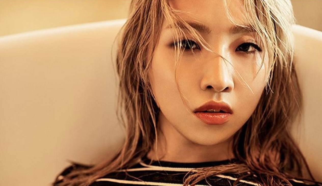 Minzy's First Solo Debut Stage To Be Revealed On 'The Show'