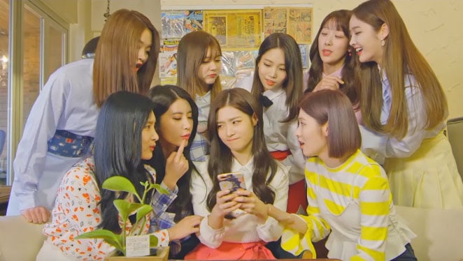 DIA's Jung Chaeyeon Shares How Many Calls She Received After Unveiling Phone Number