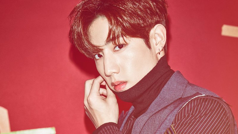 Papa Tuan Teases His Son GOT7's Mark About His Fashion With Hilarious Poem