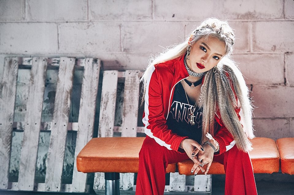 Watch: Girls' Generation's Hyoyeon Makes A Fierce Entrance In Teaser For 'Wannabe' MV (Featuring San E)
