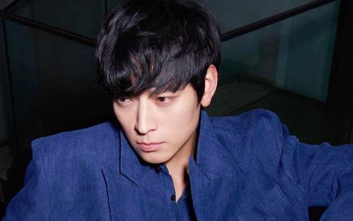 Kang Dong Won 