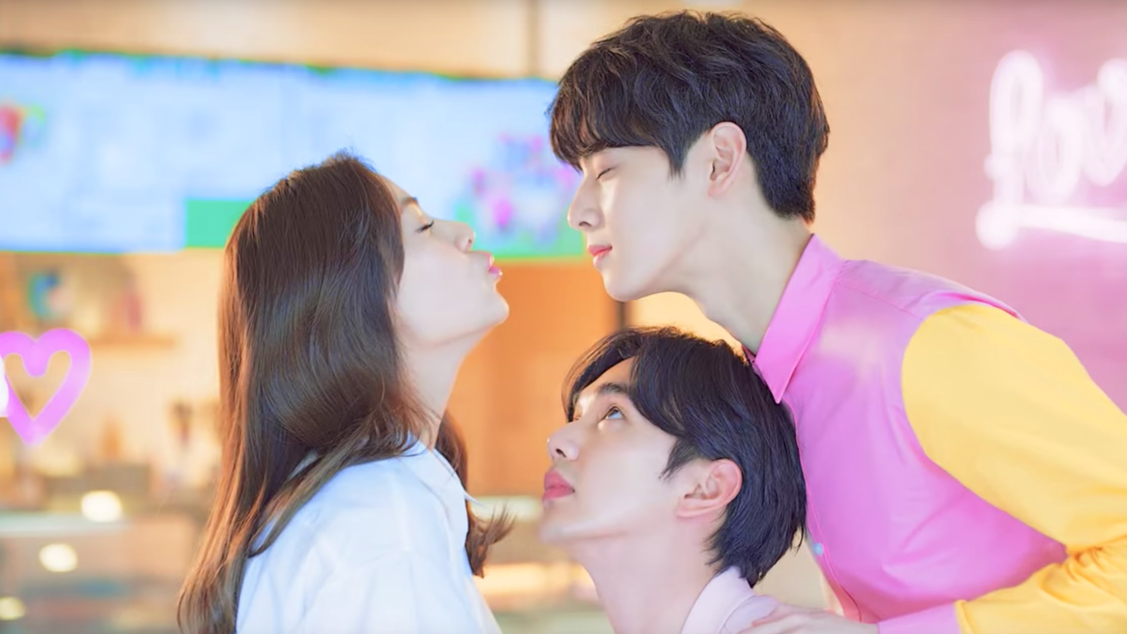 ASTRO's Cha Eun Woo Talks About Feeling Embarrassed While Filming An Ad With Yoo Seung Ho