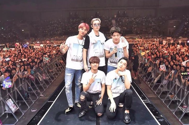 DAY6 Calls Upon Fans To Vote For Their Official Fan Club Name