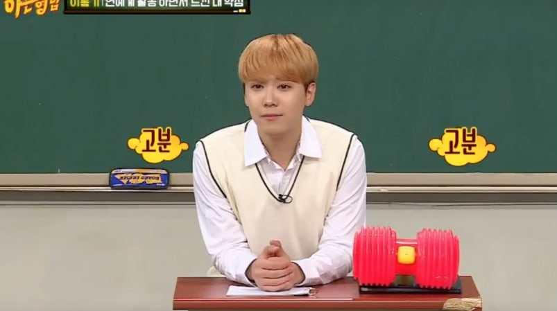 Lee Hong Ki Shares What He Dislikes About His Voice + Kim Heechul Makes Fun Of His Singing On 'Ask Us Anything'