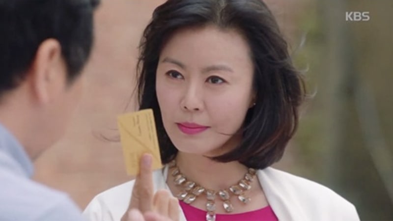 Viewers Debate The True Identity Of Jin Hee Kyung's Character In 'Fight My Way'