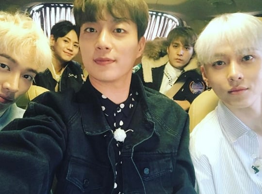 Yoon Doojoon Reveals Highlight Members’ Eating Habits