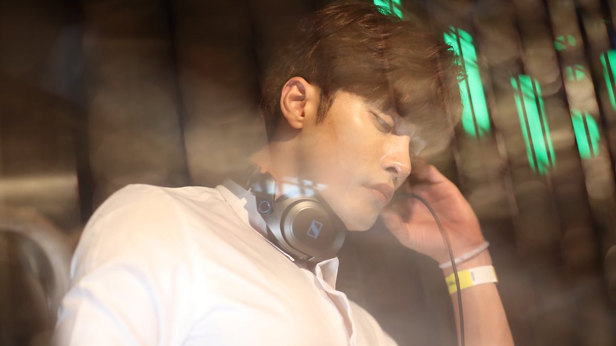 Sung Hoon Shows Off Shocking But Hilarious Image Difference Between Work And Home On 'I Live Alone'