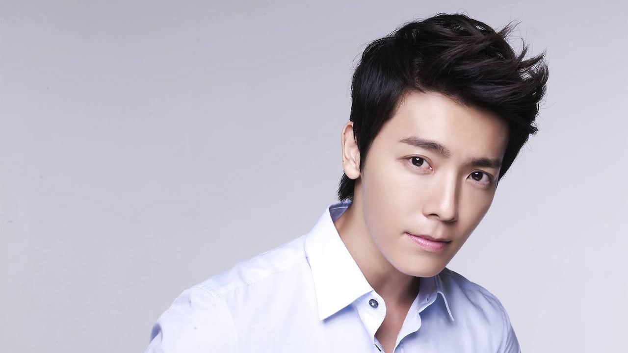Super Junior's Donghae Shares Which Female Idol Groups Gave Him Strength During His Military Service