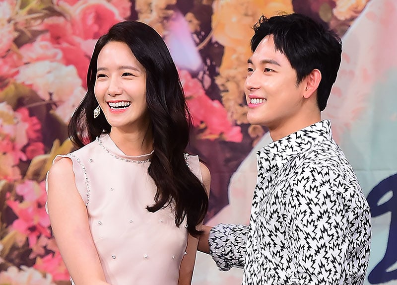 Im Siwan Says He Chose To Star In 'The King Loves' Because Of YoonA