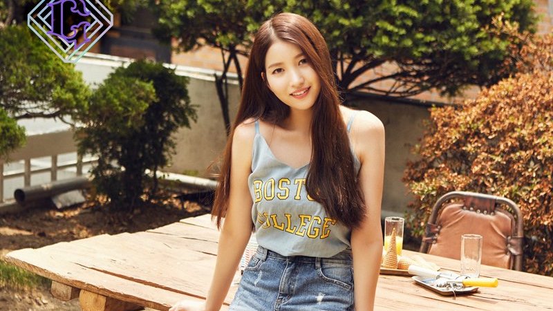 Sowon Shares First Impressions Of GFRIEND Members And Which Female Idol She's Close With