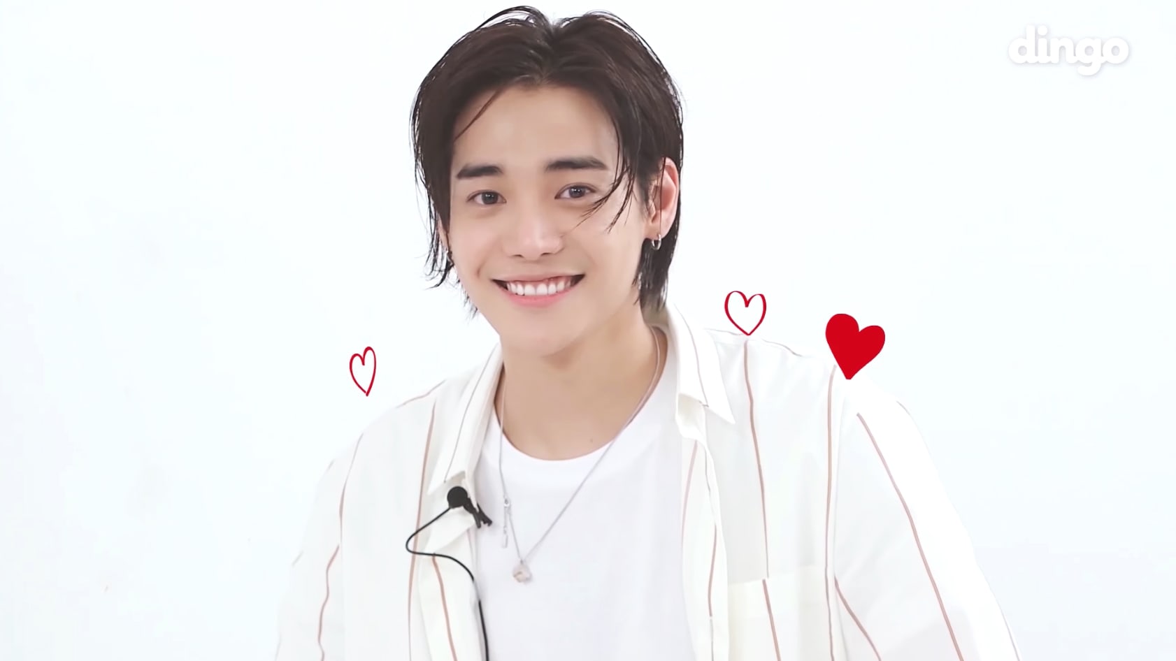 Watch: ONE And Groovy Room Fight For Title Of 'Most Handsome Guy' And Talk About Dating