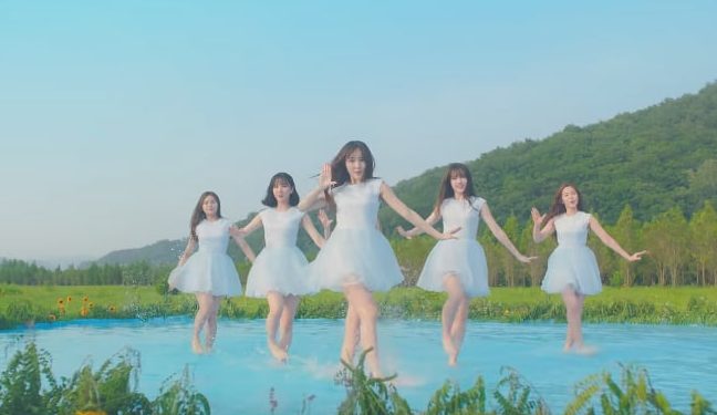 Watch: GFRIEND Beautifully Dances In Water For 'Love Whisper' MV