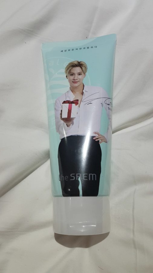 Produk pembersih wajah cover wajah Taemin SHINee's