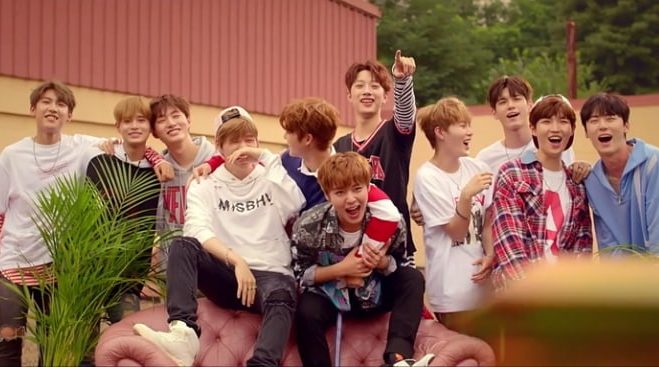 Wanna One Maintains Top Spot With 