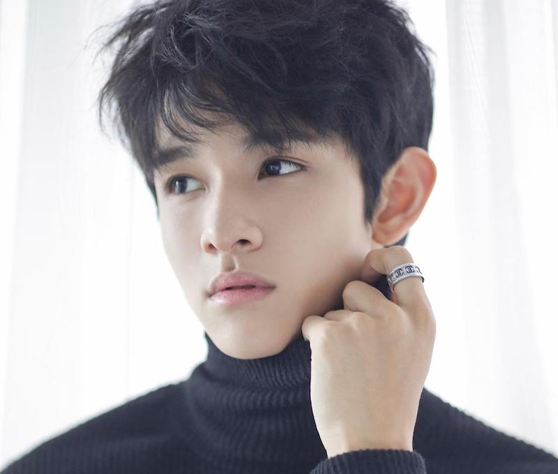 Samuel Sells Out First Copies Of Mini Album “Sixteen”