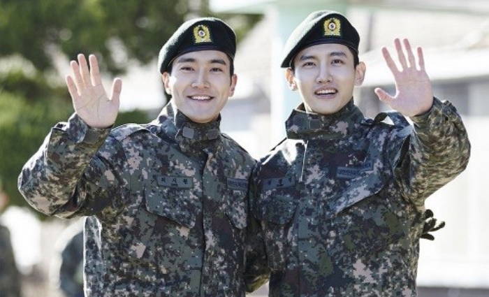 Super Junior's Siwon And TVXQ's Changmin To Be Discharged From The Military Next Week