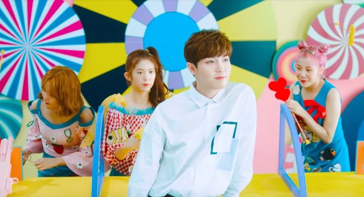 Watch: MOMOLAND Swoons Over Wanna One's Kim Jae Hwan In MV For 'Freeze!'