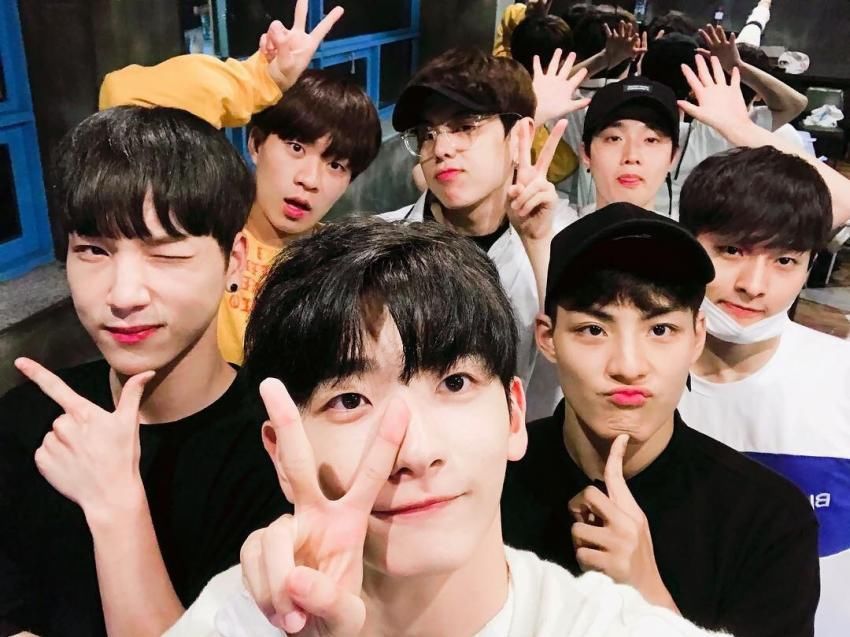 Project Group Of 'Produce 101 Season 2' Trainees Announces Official Debut Plans As RAINZ