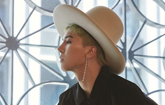 WINNER's Song Mino To Be A Special MC On 'Radio Star'