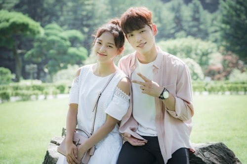 Why Kim Sejeong And Kim Jung Hyun's Romance On 'School 2017' Is Getting All The Love