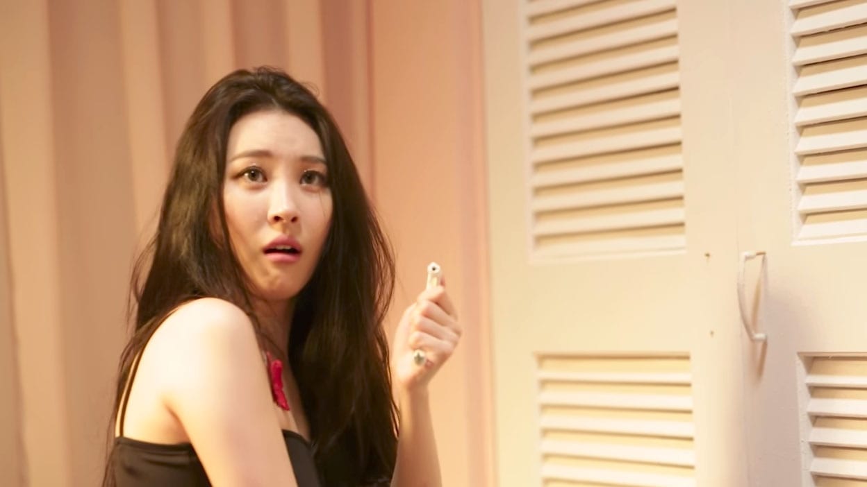 Watch: Sunmi Is Dorky And Lovable In Behind-The-Scenes Video For 'Gashina' MV