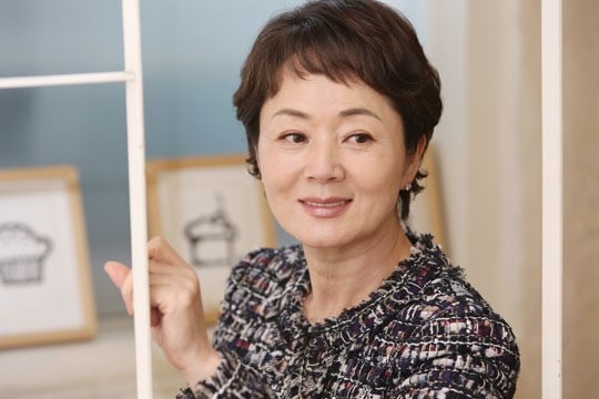 Actress Kim Young Ae Awarded Posthumously For Her Contributions To The Broadcasting Industry