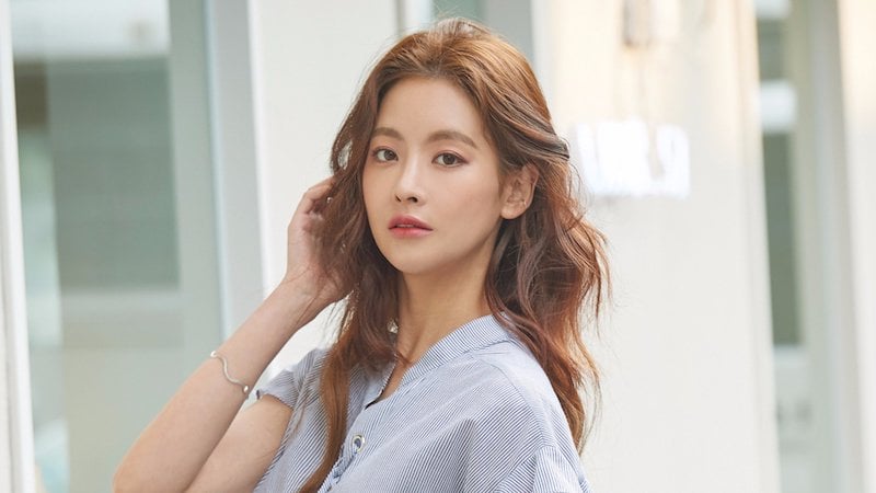 Oh Yeon Seo Considering Offer To Star In Hong Sisters’ New Fantasy Drama