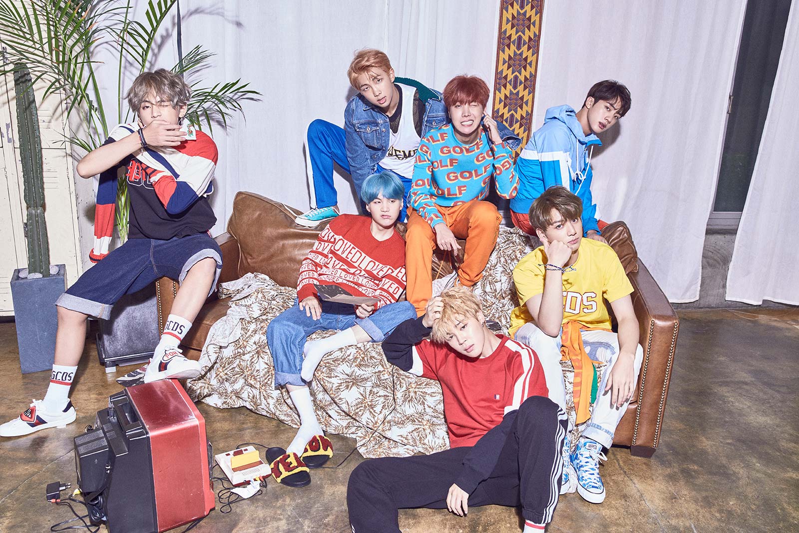 BTS Hits 6 Million Followers On Their V Live Channel