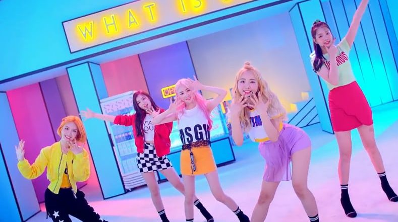 Watch: ELRIS Makes Dynamic Comeback With MV For 'Pow Pow'