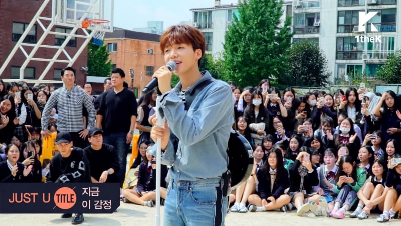 Watch: Jeong Sewoon Thrills Fan And Fellow Students With Surprise Visit To Her High School