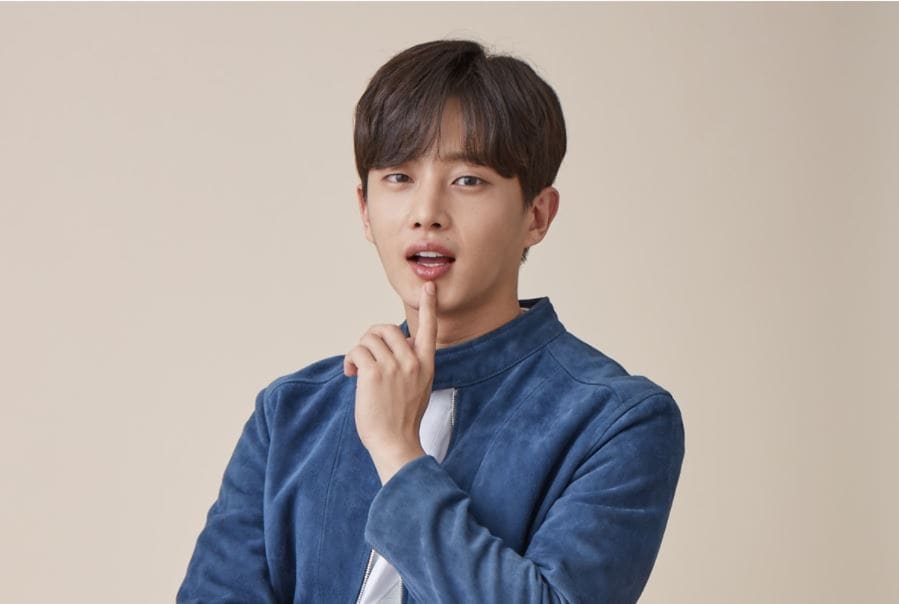 Kim Min Suk Transforms Into Intellectual Executive In 'Because This Is My First Life' Stills