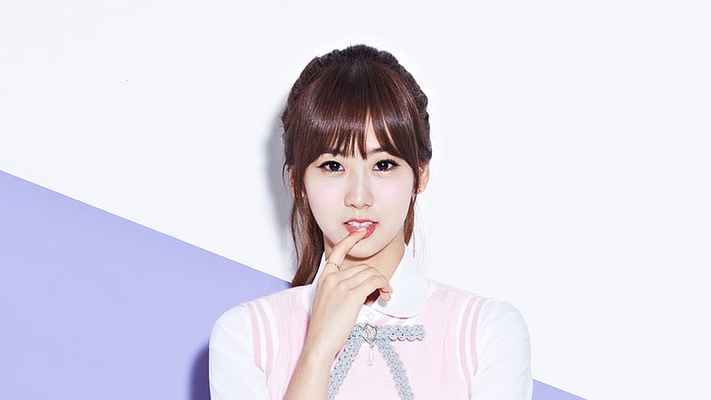 BESTie's Hyeyeon Reportedly Joining 'The Unit'