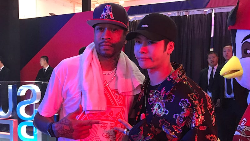 GOT7’s Jackson Thanks Former NBA Star Allen Iverson For Special Gift